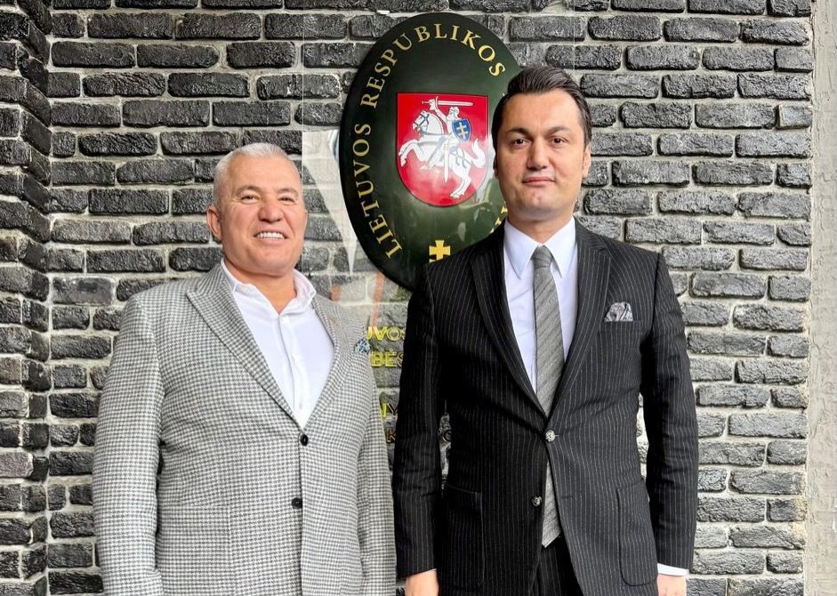 KAYMAKAM ÖZTÜRK'TEN ŞAHİN'E ANLAMLI ZİYARET