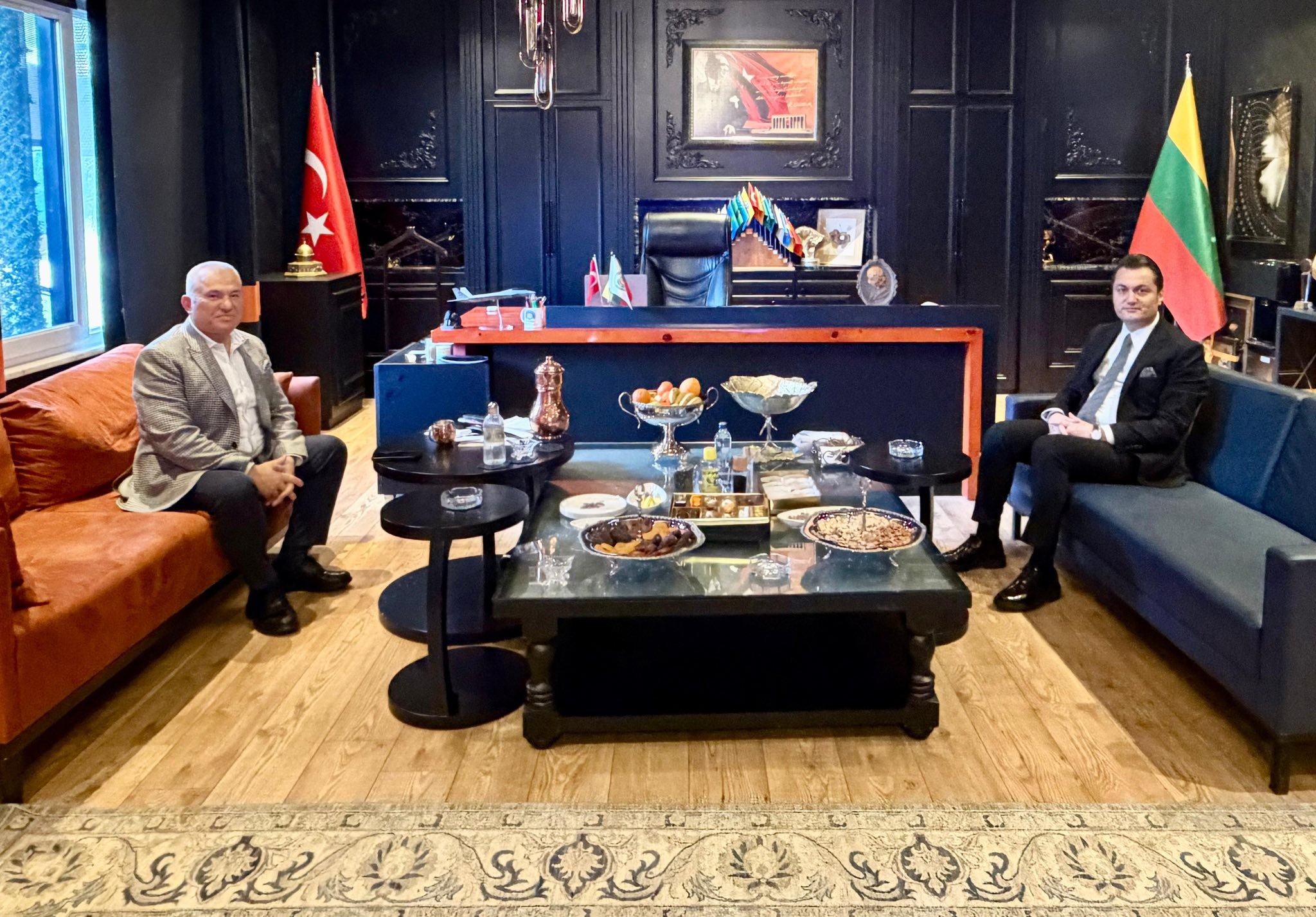 KAYMAKAM ÖZTÜRK'TEN ŞAHİN'E ANLAMLI ZİYARET