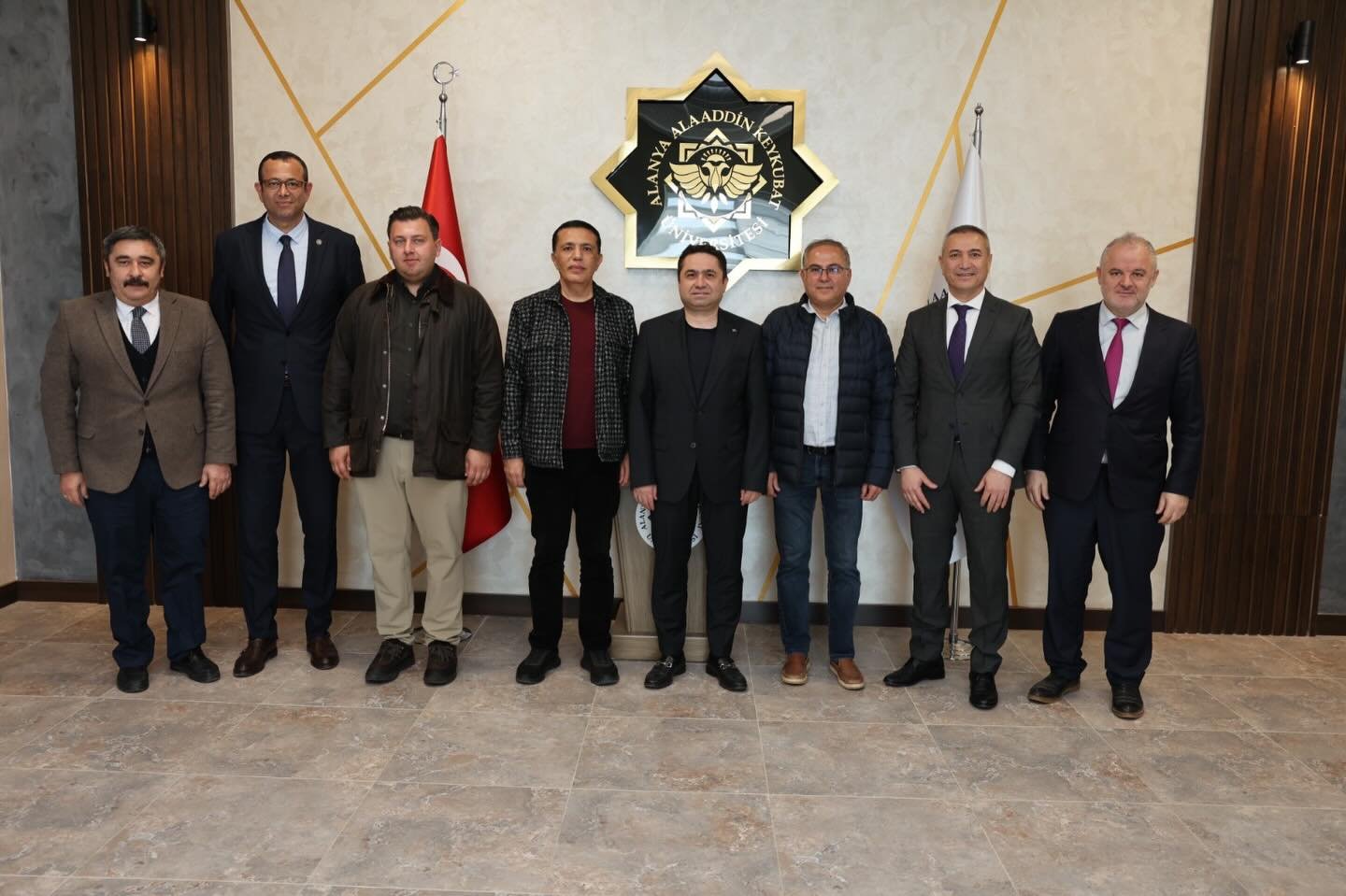 AYDOĞAN'DAN SÜRPRİZ ZİYARET