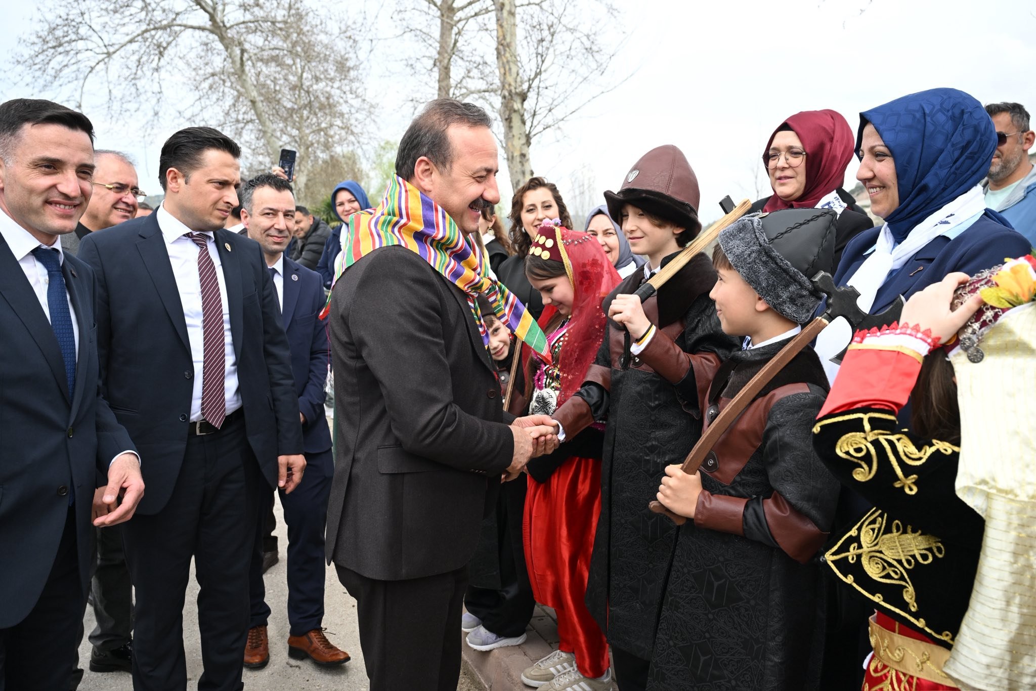 Antalya’da Ağıralioğlu coşkusu: Alanya’dan mitinge yoğun katılım