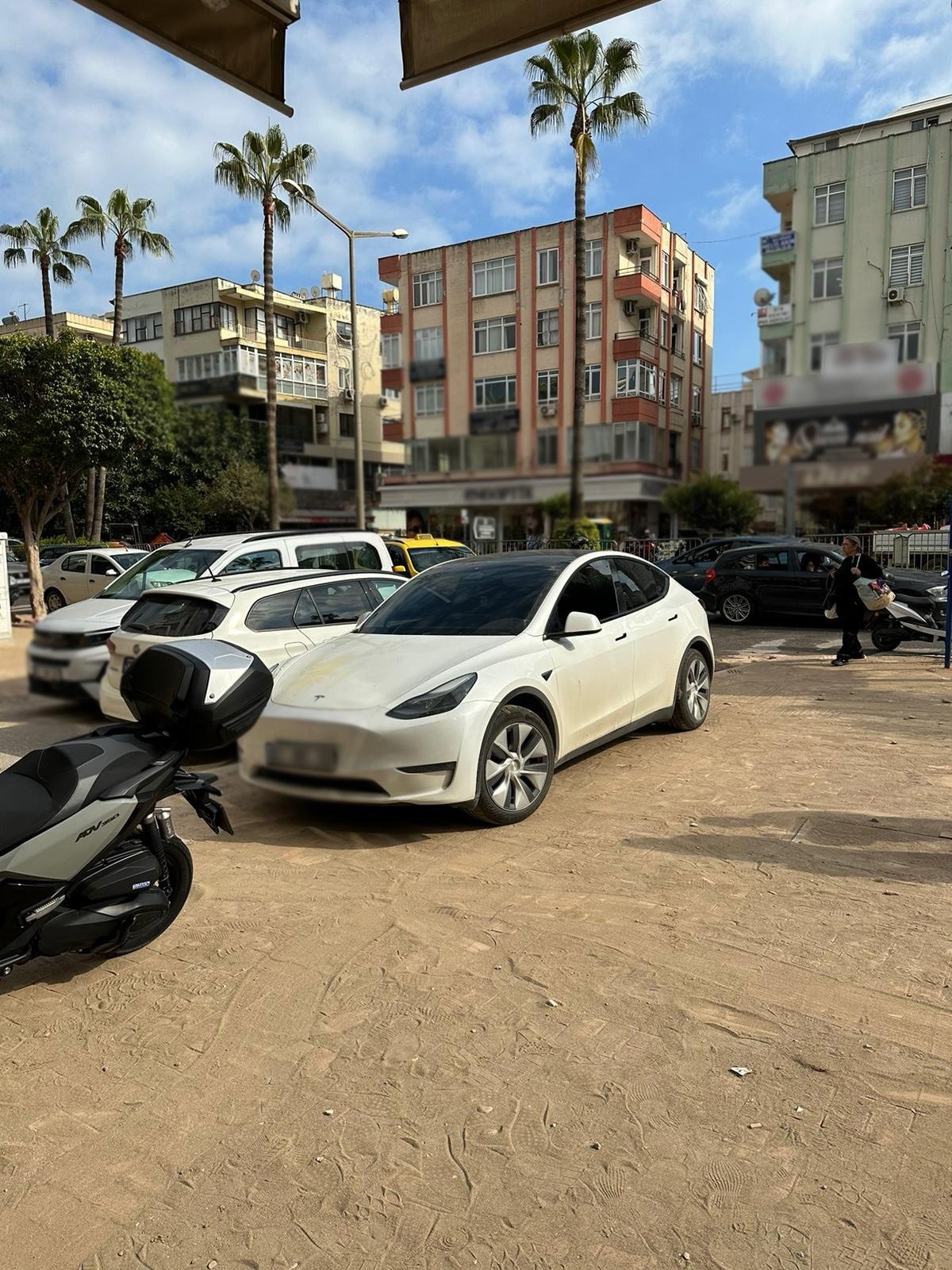 ÖZÇELİK'İN HAKLI İSYANI