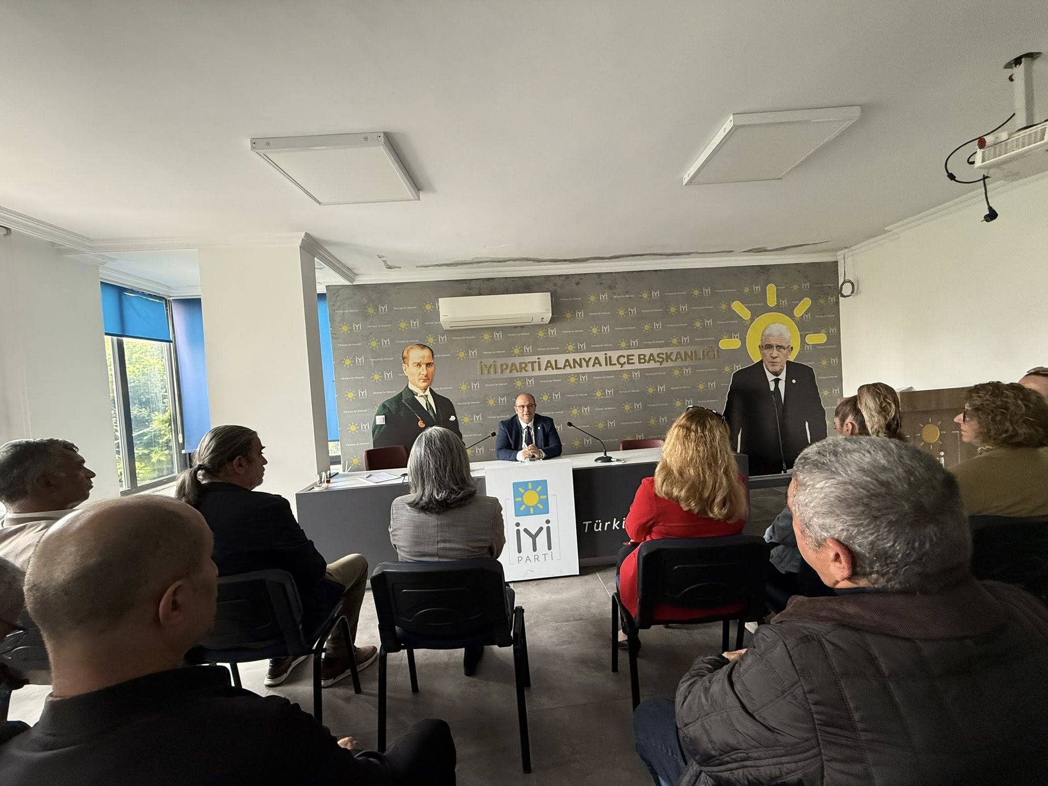 İYİ PARTİ İKTİDARI UYARDI