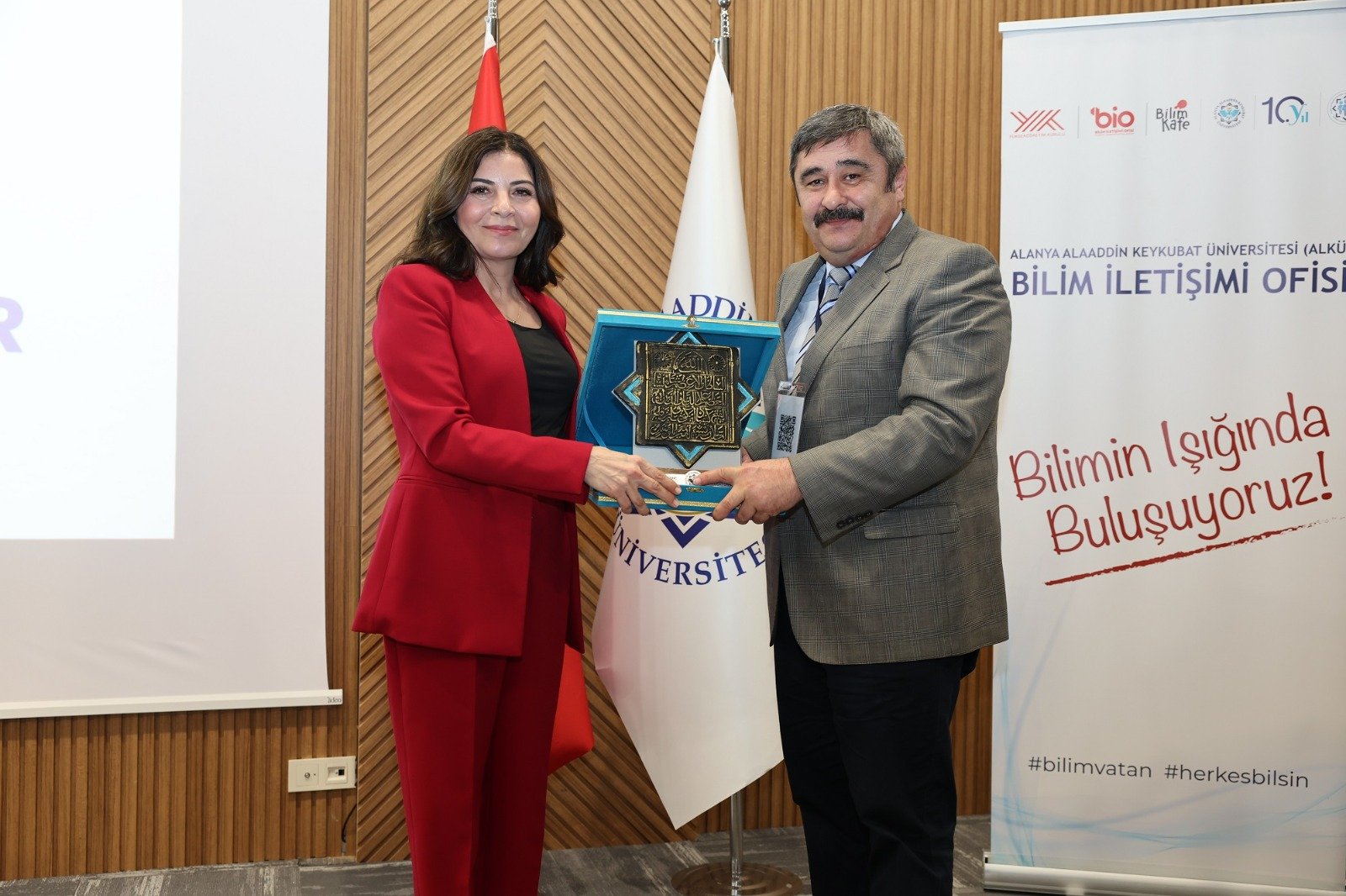 'MAZERET ÜRETMEYİN, KENDİNİZİ KIYASLAMAYIN'