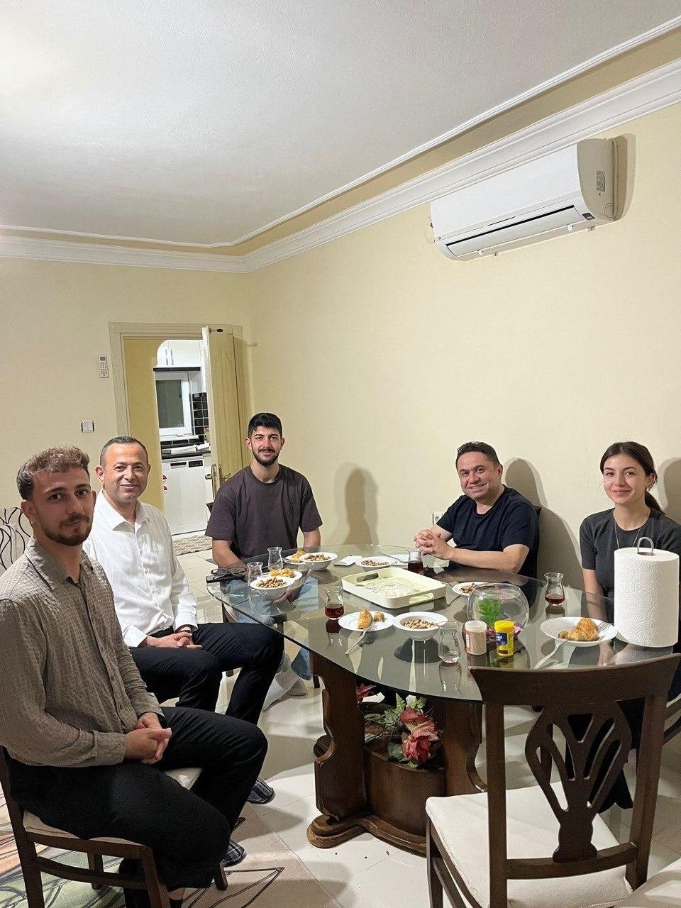 REKTÖR TÜRKDOĞAN'DAN TAKDİR TOPLAYAN DAVRANIŞ