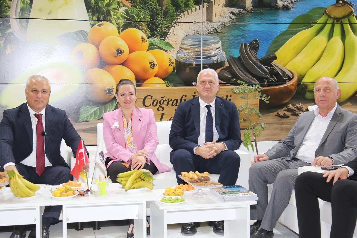 ALANYA ÜRÜNLERİ YÖREX'TE TANITILIYOR