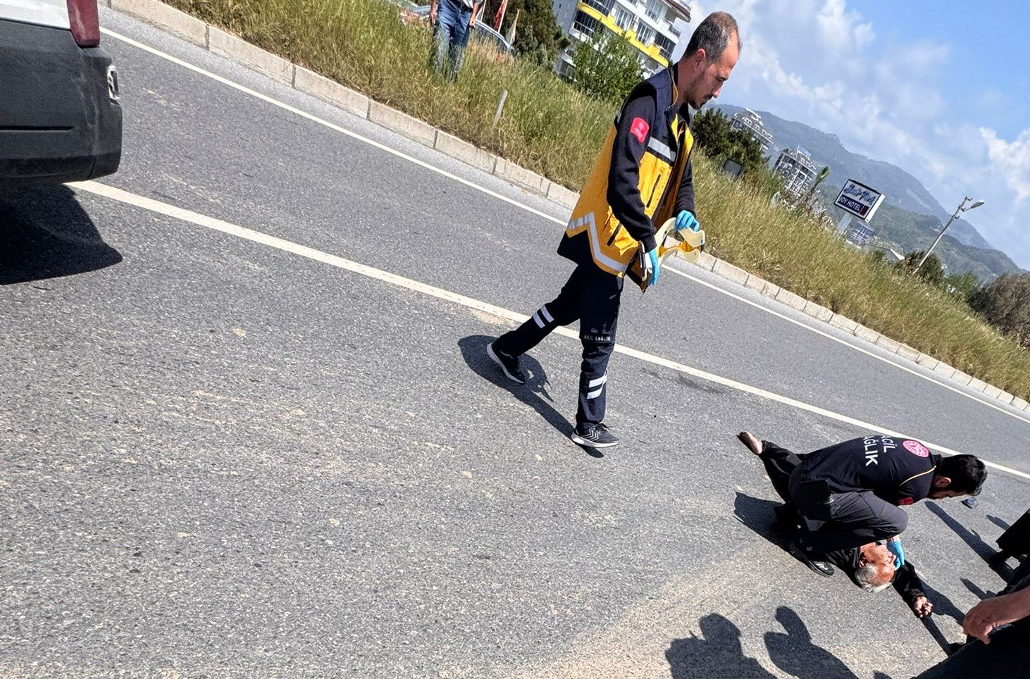 KAZADA BİSİKLET SÜRÜCÜSÜ YARALANDI