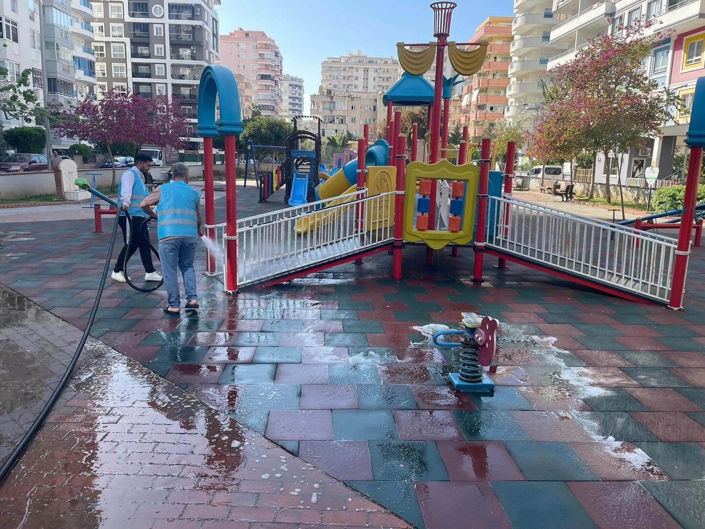 MAHMUTLAR'DA YAZ TEMİZLİĞİ