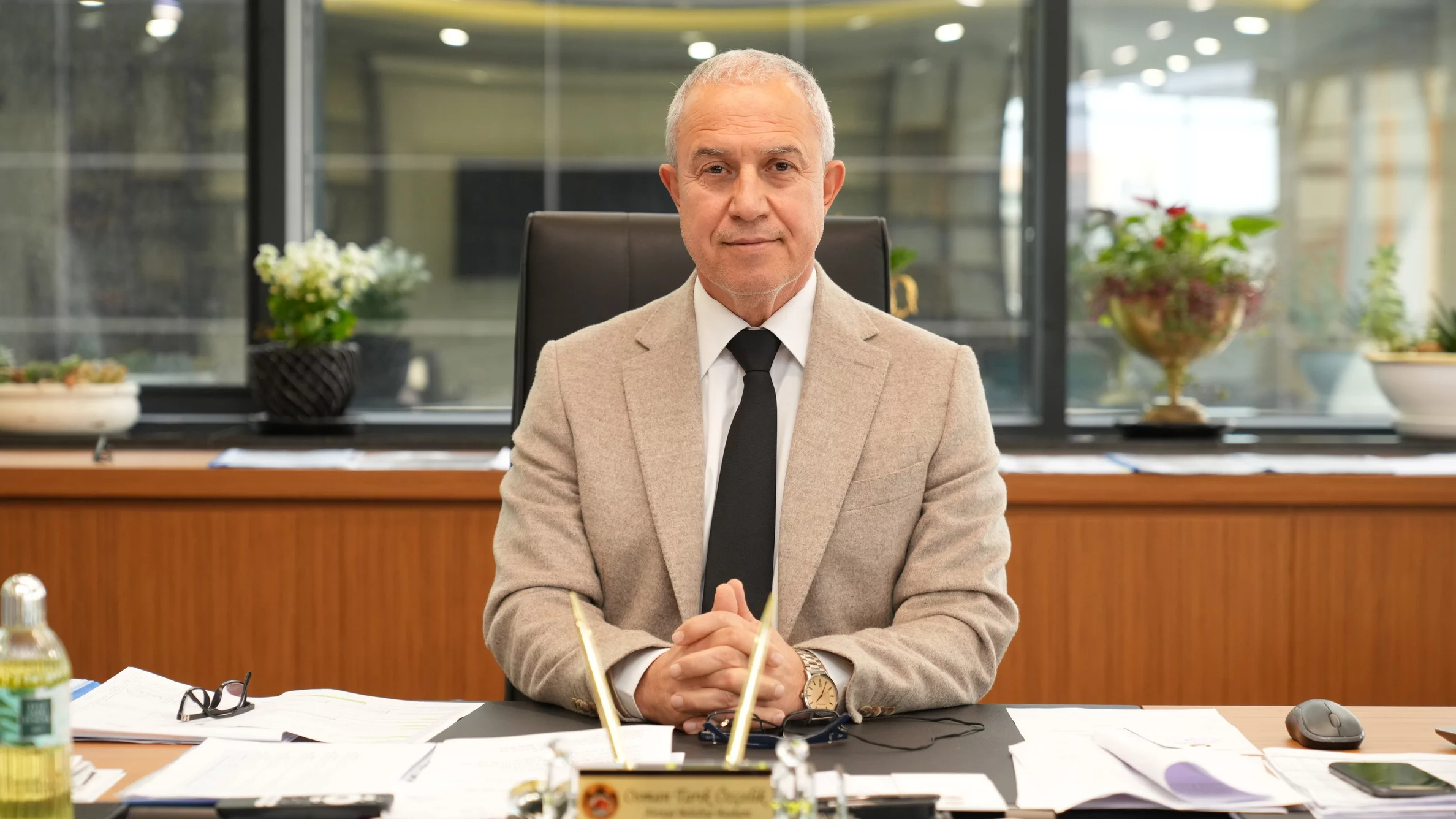 BAŞKAN ÖZÇELİK KİME NEDEN KIRGIN?