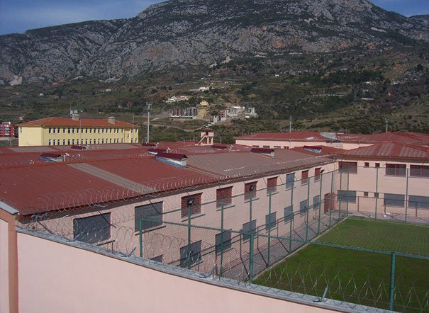 ZEHİR TACİRLERİNE GÖZ AÇTIRILMIYOR