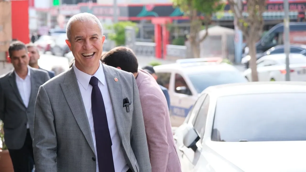 ÖZÇELİK'İN BİR YILLIK HİZMETİ BUGÜN MECLİSTE