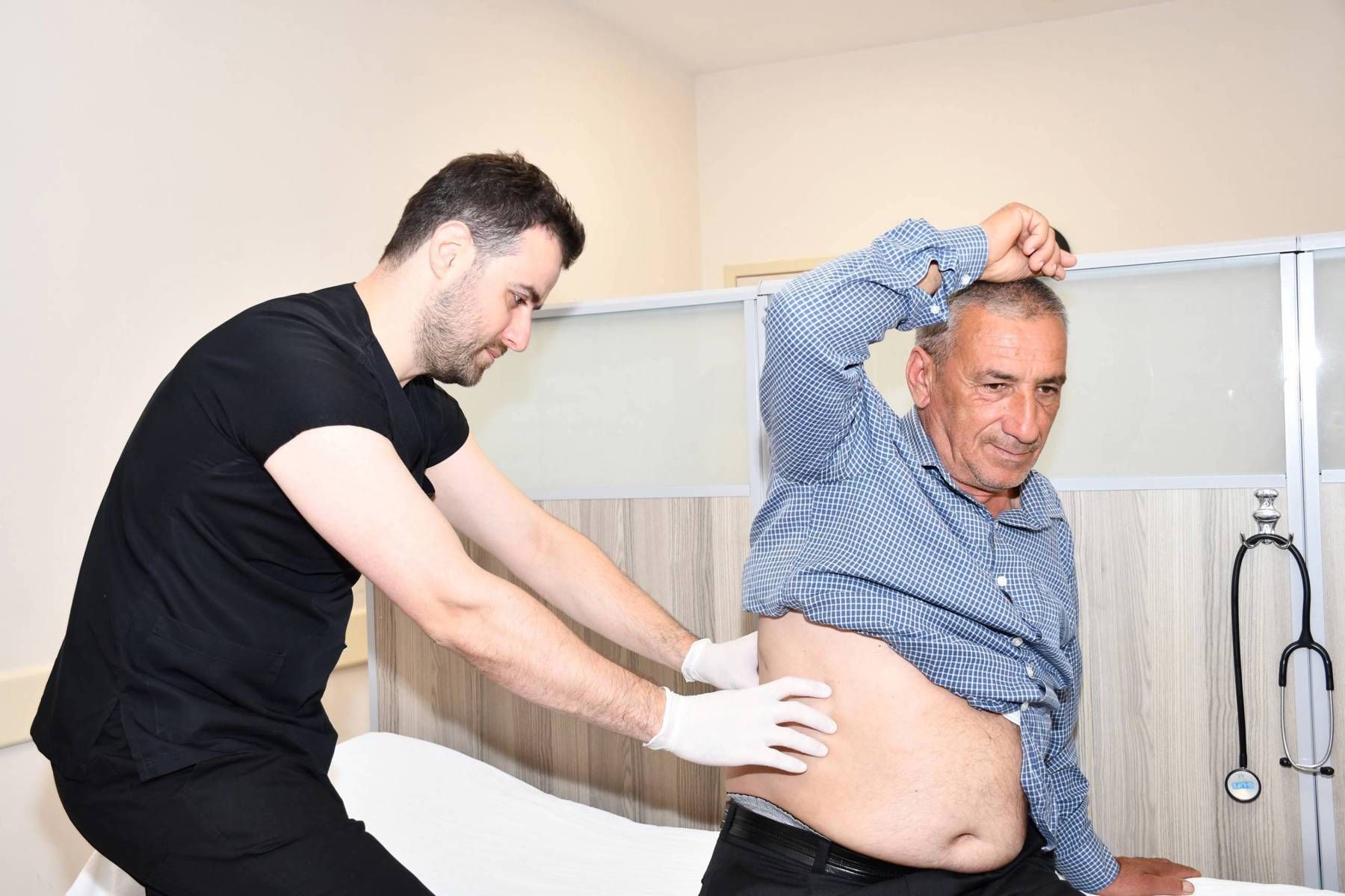 NADİR GÖRÜLEN ÖZOFAGUS DİVERTİKÜLÜ HASTALIĞINDAN AMELİYATLA KURTULDU