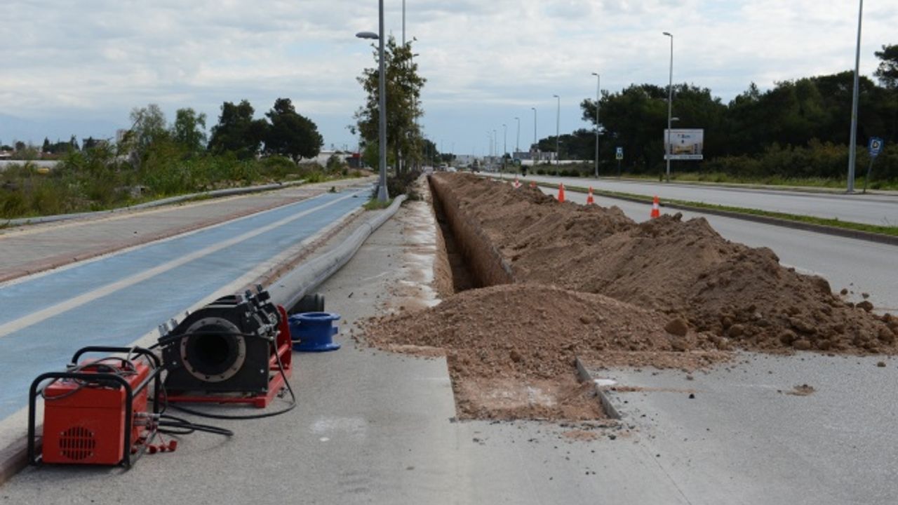 3 mahallenin içme suyu şebeke hattı yenilendi