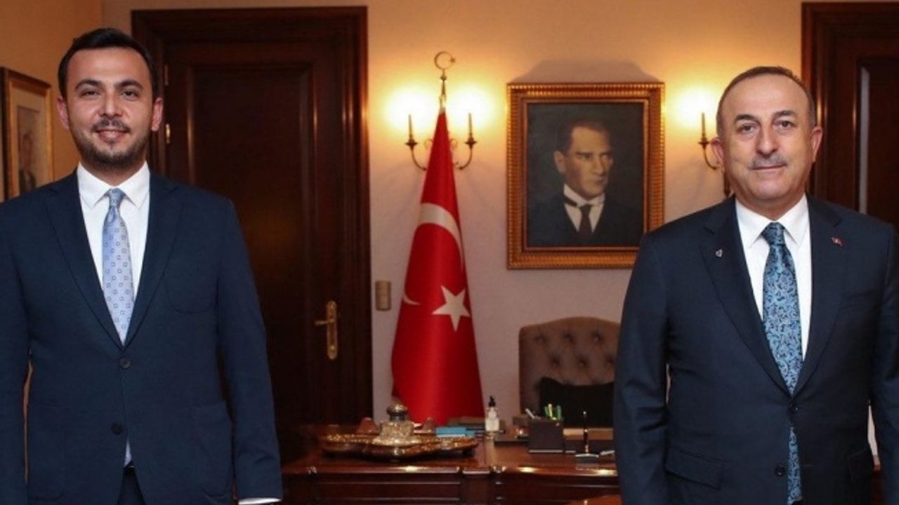 'ÇAVUŞOĞLU, DİPLOMASİDE TURİZMİ HEP ÖN PLANDA TUTUYOR'