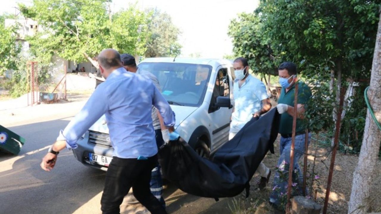 Kafasına poşet geçirip piknik tüpünün gazı ile intihar etti