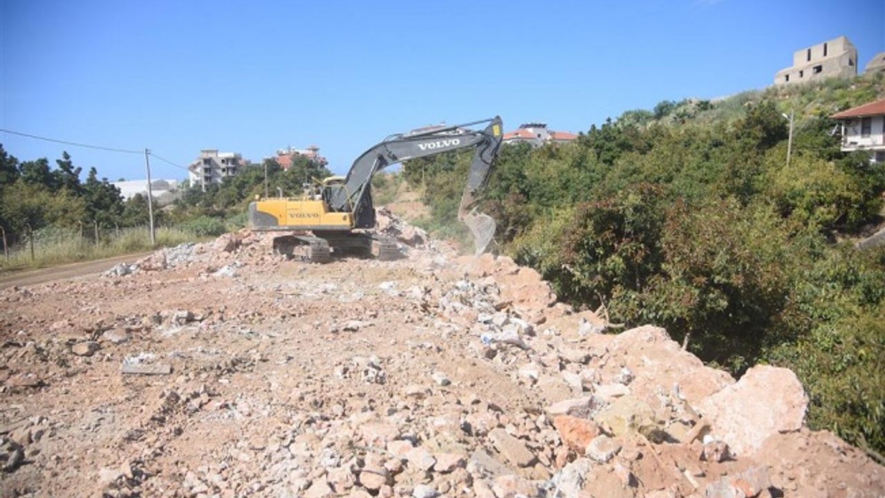 KESTEL 30 METRE İMAR YOLU’NDA ÇALIŞMALAR HIZLANDI