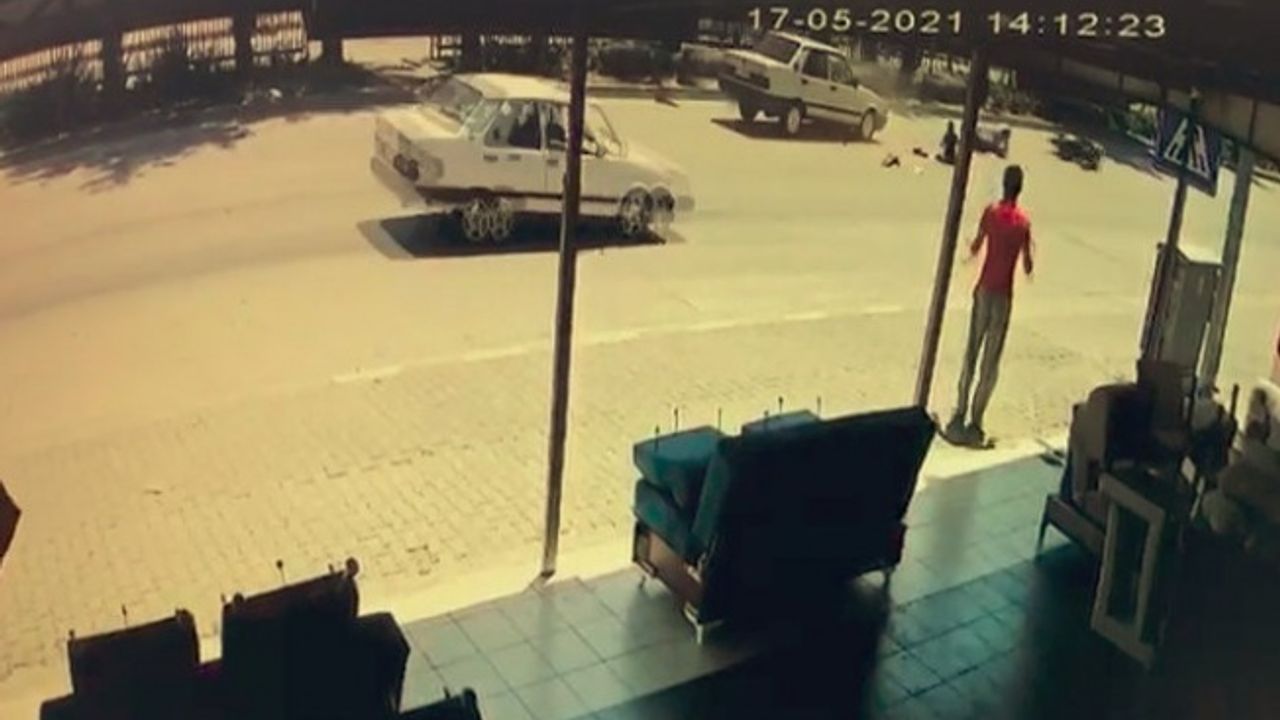 Motosiklet sürücüsü yaya geçidinde ölümden döndü