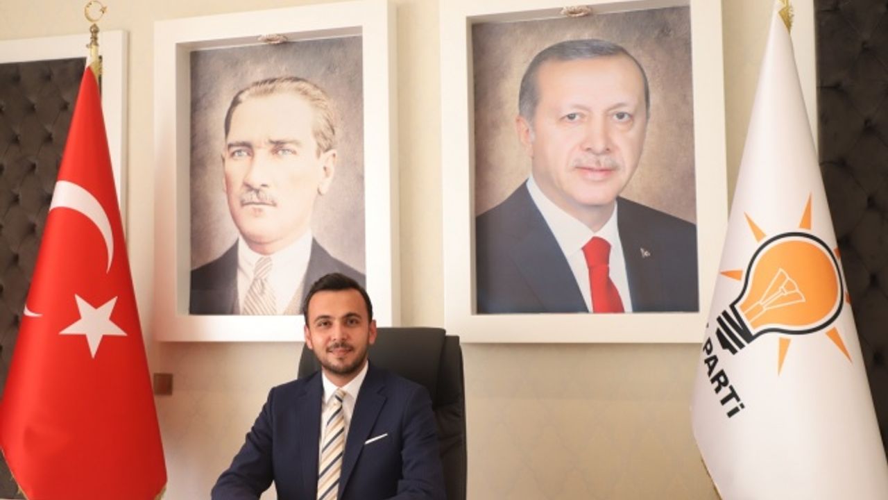 'TÜRKİYE'Yİ AYDINLIK YARINLARA GENÇLERİMİZ TAŞIYACAKTIR'