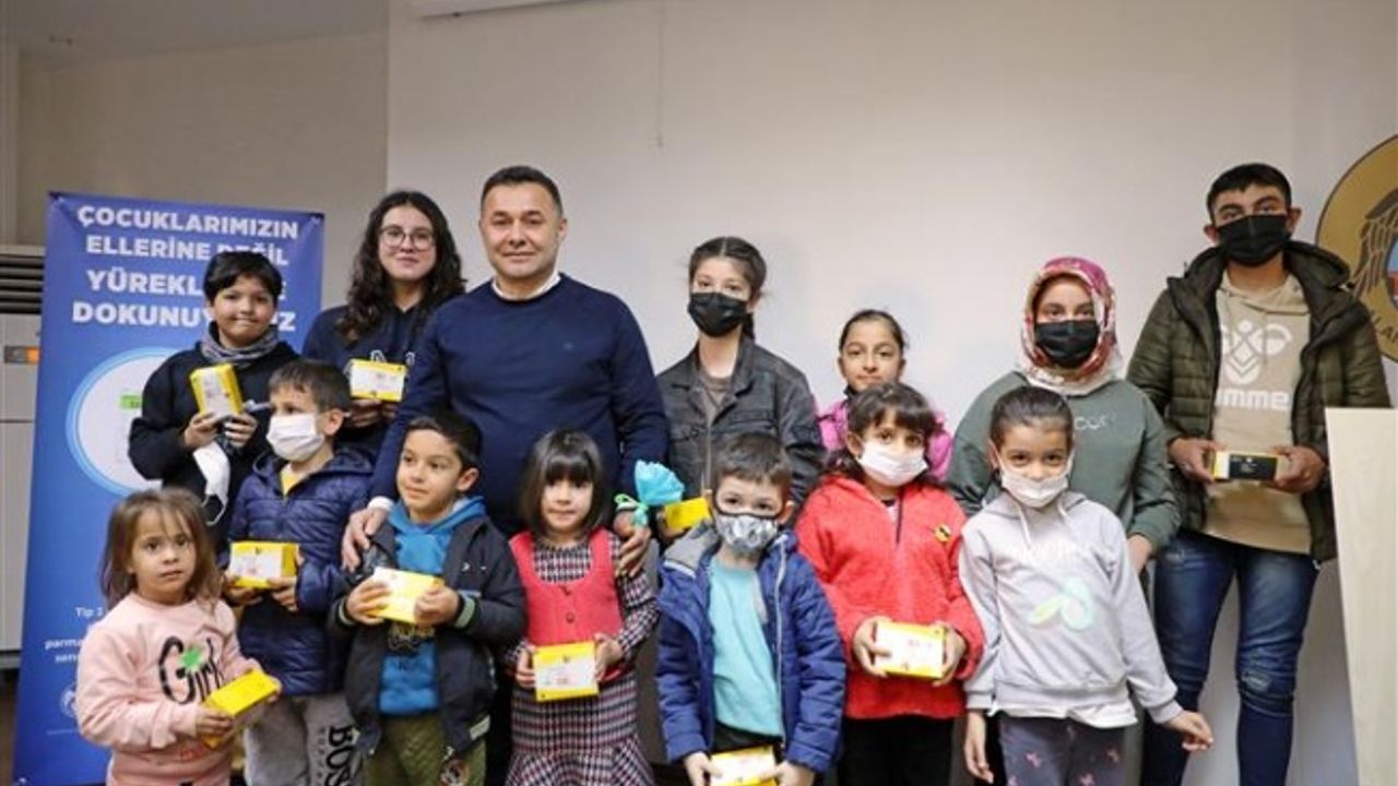 ALANYA BELEDİYESİ DİYABETLİ ÇOCUKLARA ÜCRETSİZ SENSÖRLÜ GLİKOZ ÖLÇÜM CİHAZI DAĞITTI