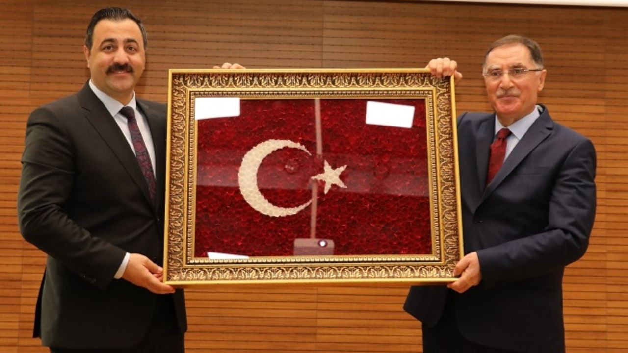 ALKÜ’DE “OMBUDSMANLIK VE TÜRKİYE’NİN 2023 HEDEFLERİ” KONUŞULDU