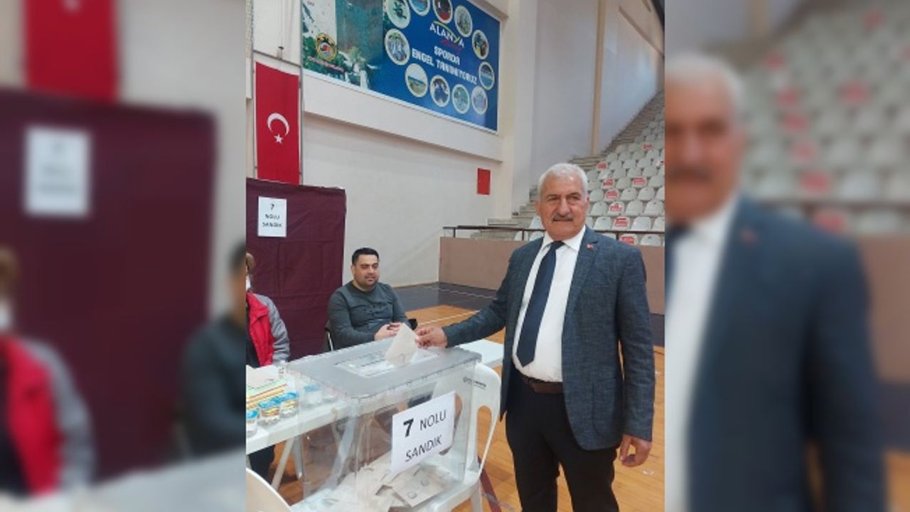 'İYİKİ VARSIN, İYİKİ BÜYÜK ALANYA'NIN BAŞKANISIN'