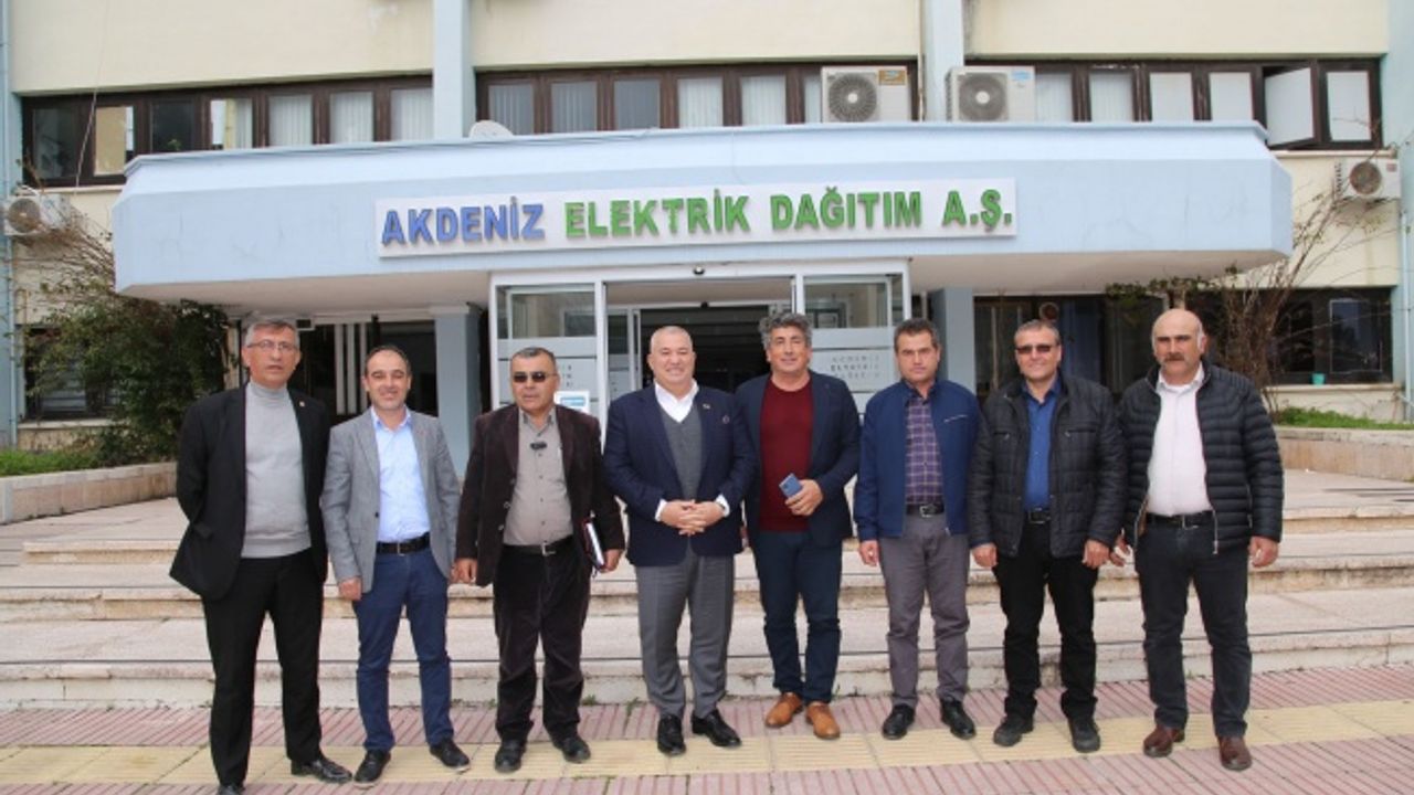 ŞAHİN VE MUHTARLAR YİNE OMUZ OMUZA