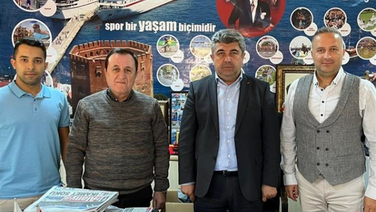32. ALANYA TRİATLONU İÇİN İMZALAR ATILDI