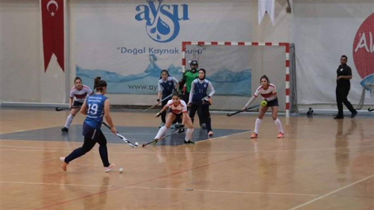 SALON HOKEYİ SÜPER LİG 2. ETAP GALİBİ GAZİANTEP POLİSGÜCÜ