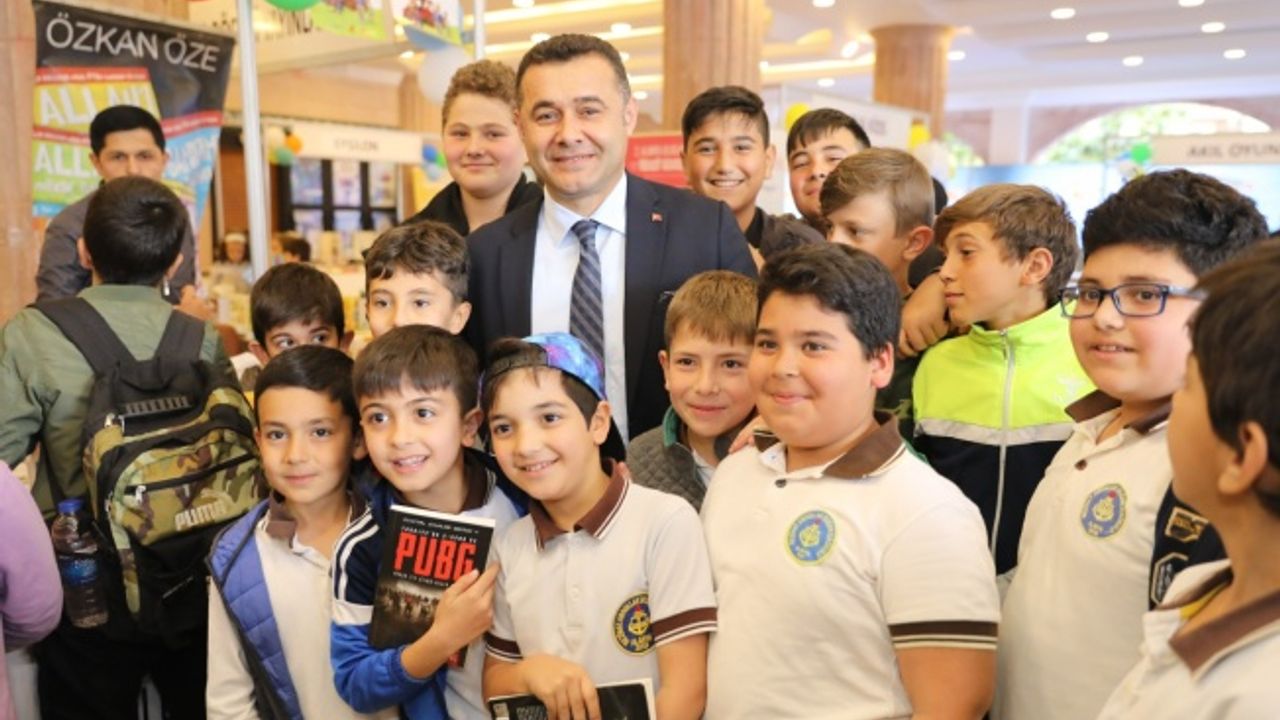 BAŞKAN YÜCEL’DEN ÇOCUKLARA ÇİFTE BAYRAM HEDİYESİ