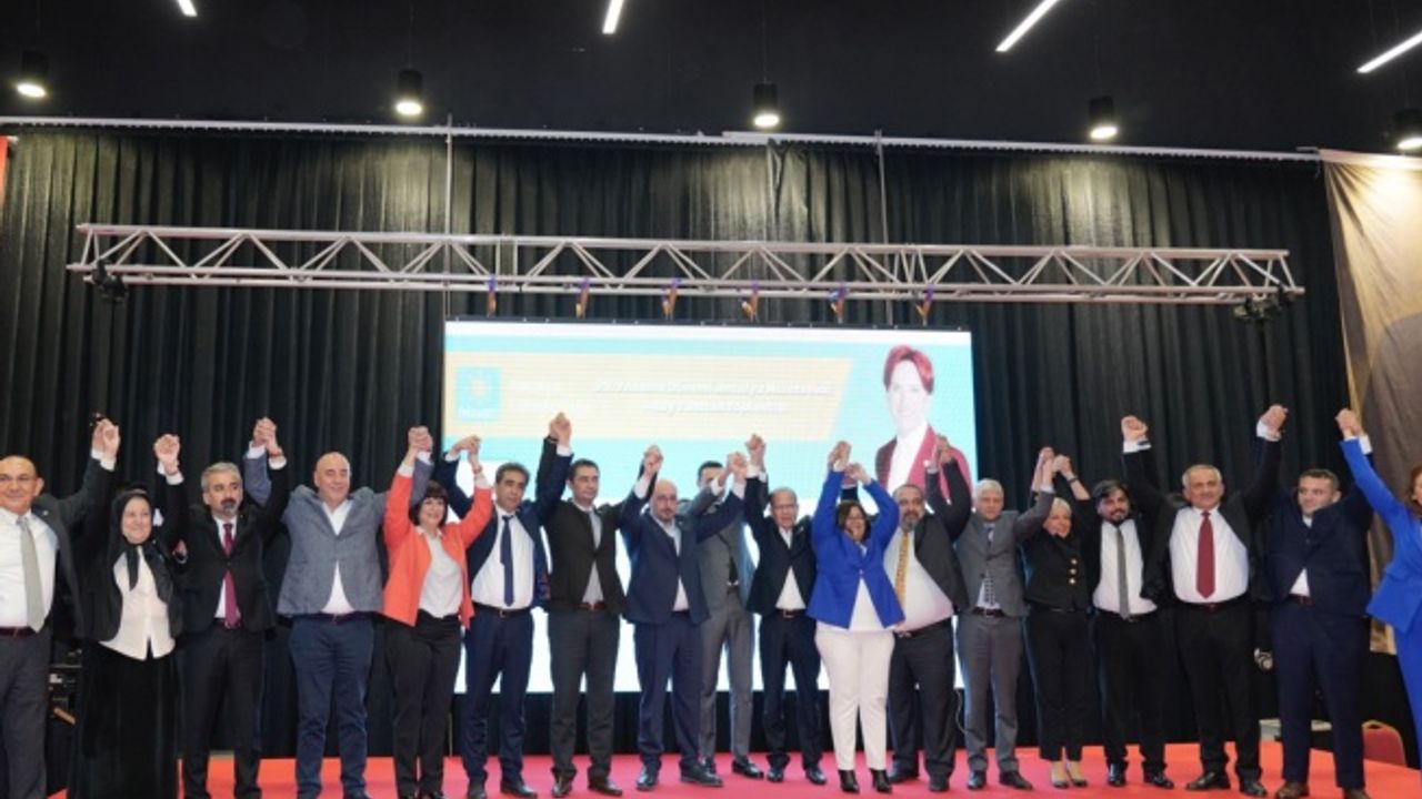 İYİ PARTİ ANTALYA’DA MİLLETVEKİLİ ADAYLARINI TANITTI