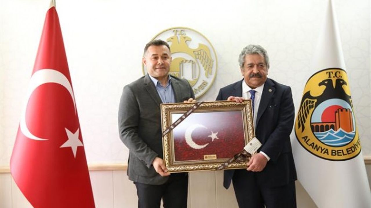 MHP GENEL BAŞKAN YARDIMCISI FETİ YILDIZ BAŞKAN YÜCEL’İ ZİYARET ETTİ