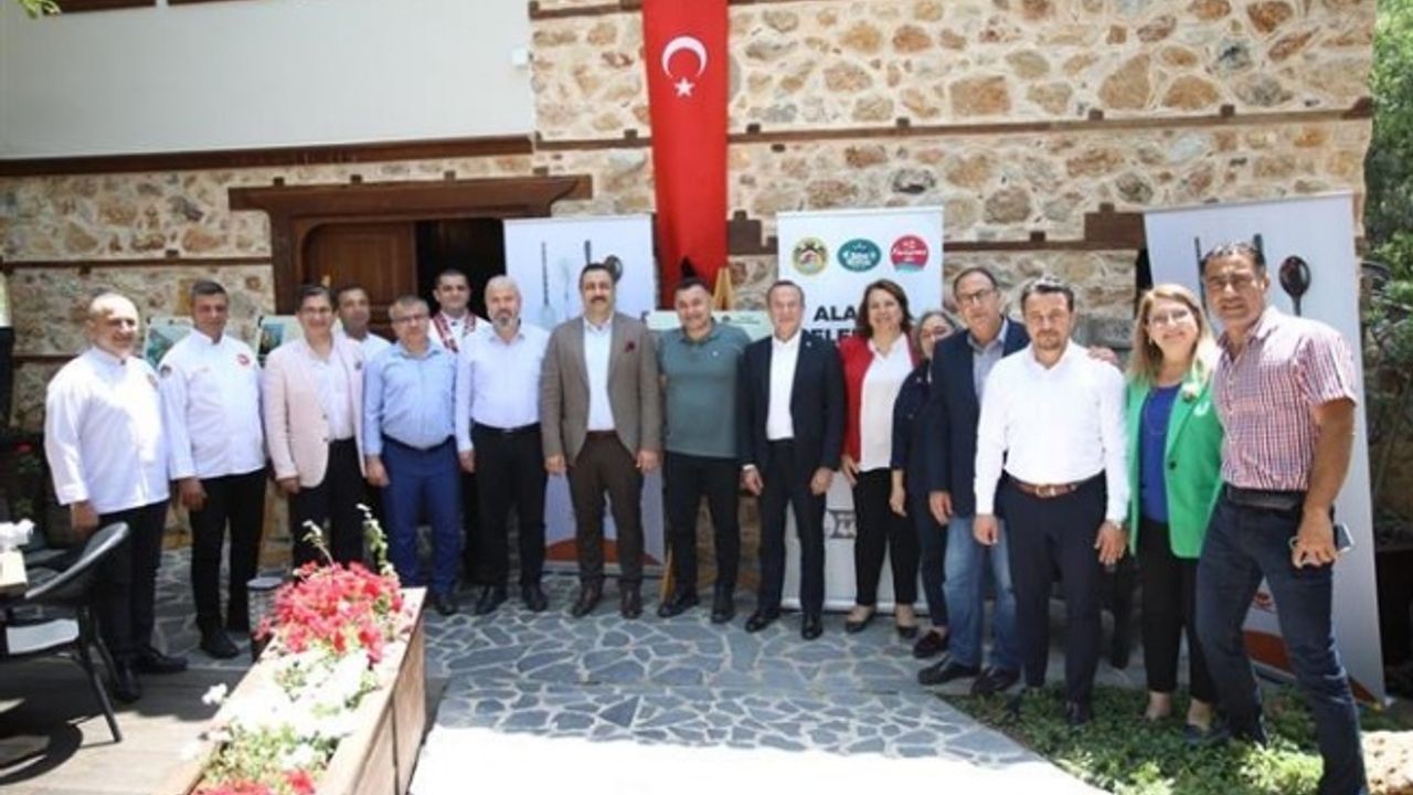 TÜRK MUTFAĞI HAFTASI ETKİNLİKLERİ ALANYA MUTFAĞI TADIM ETKİNLİĞİ VE SÖYLEŞİSİ İLE KUTLANDI