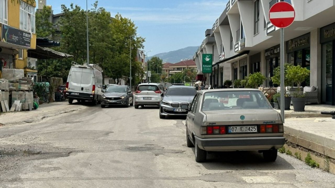 ALANYA'DA O YOL TEK YÖNE DÖNÜŞTÜRÜLDÜ