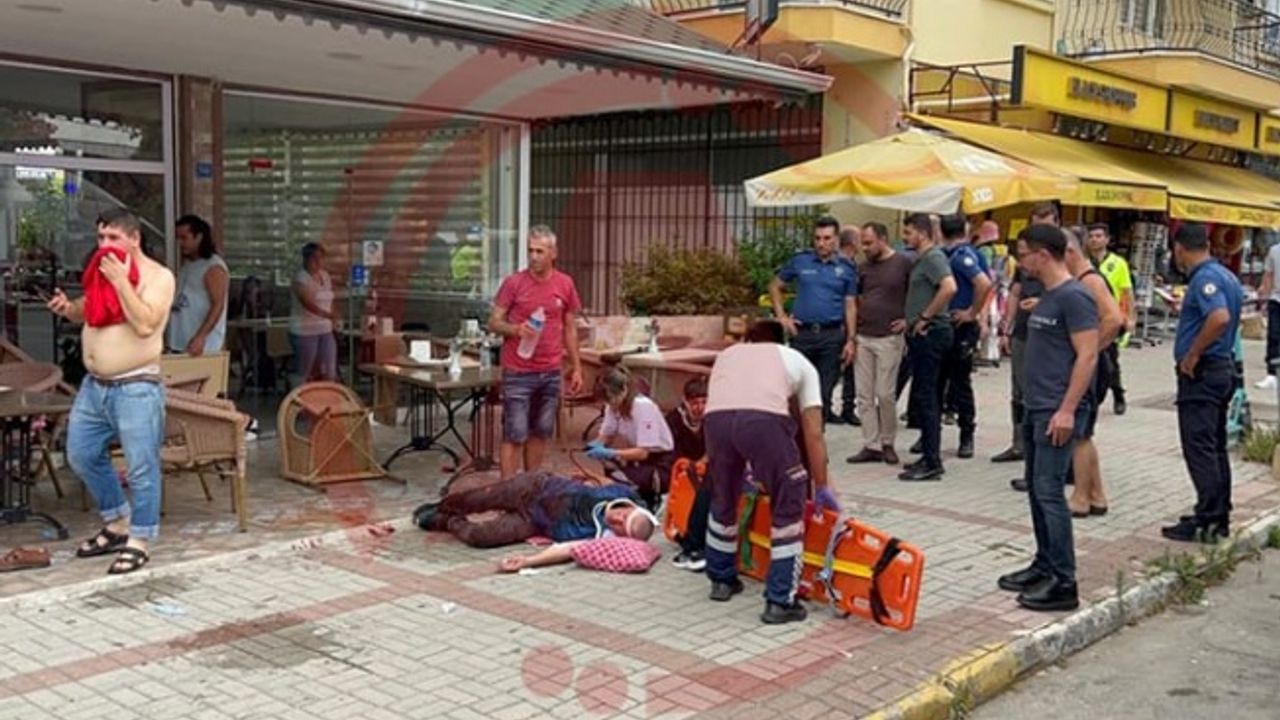 Alanya karıştı! Kavgada 1’i ağır 7 yaralı