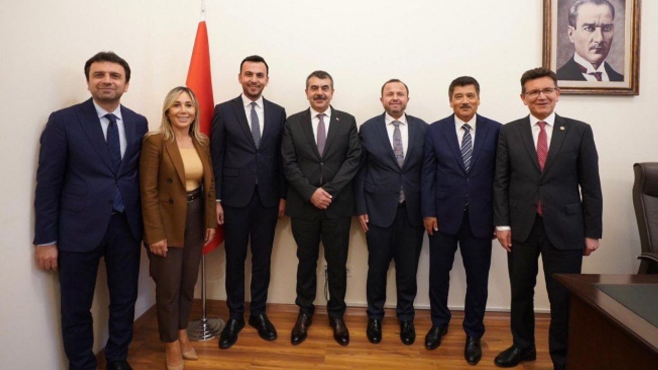 BAŞKAN TOKLU ALANYA'NIN EĞİTİM ALTYAPISINI GÜÇLENDİRMEK İÇİN ÇALIŞIYOR