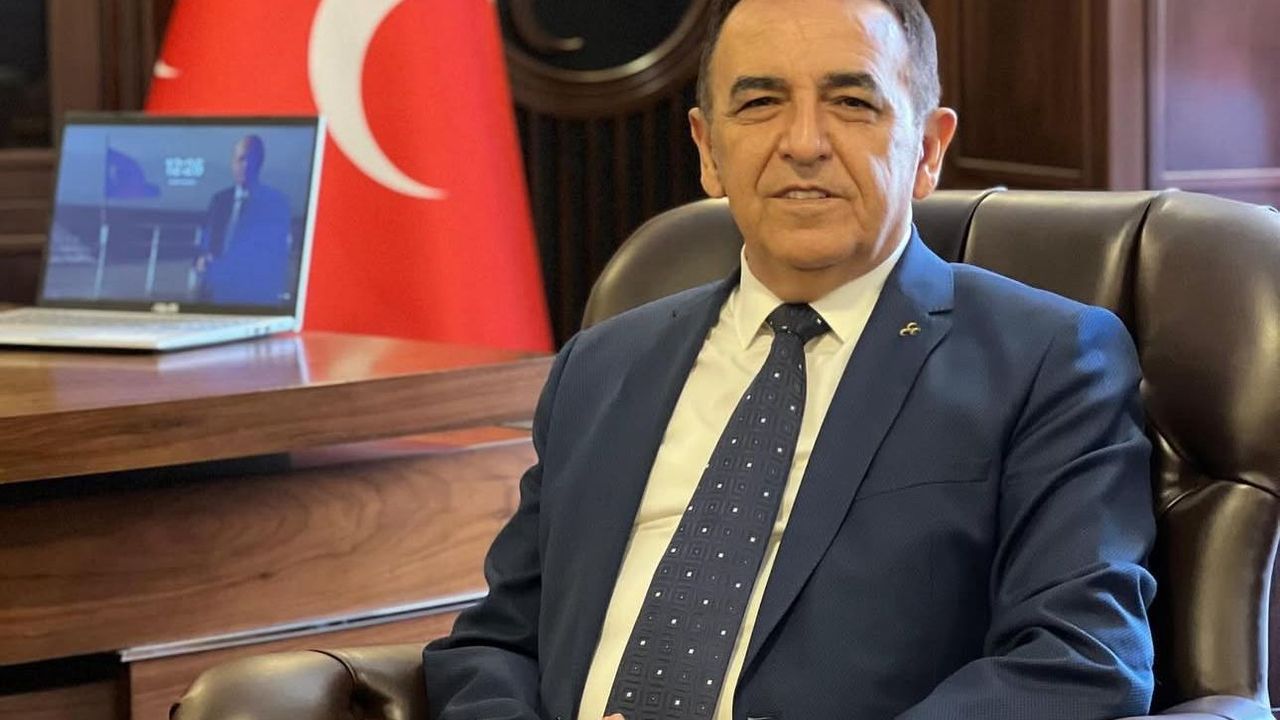 'YAŞASIN CUMHURİYET'