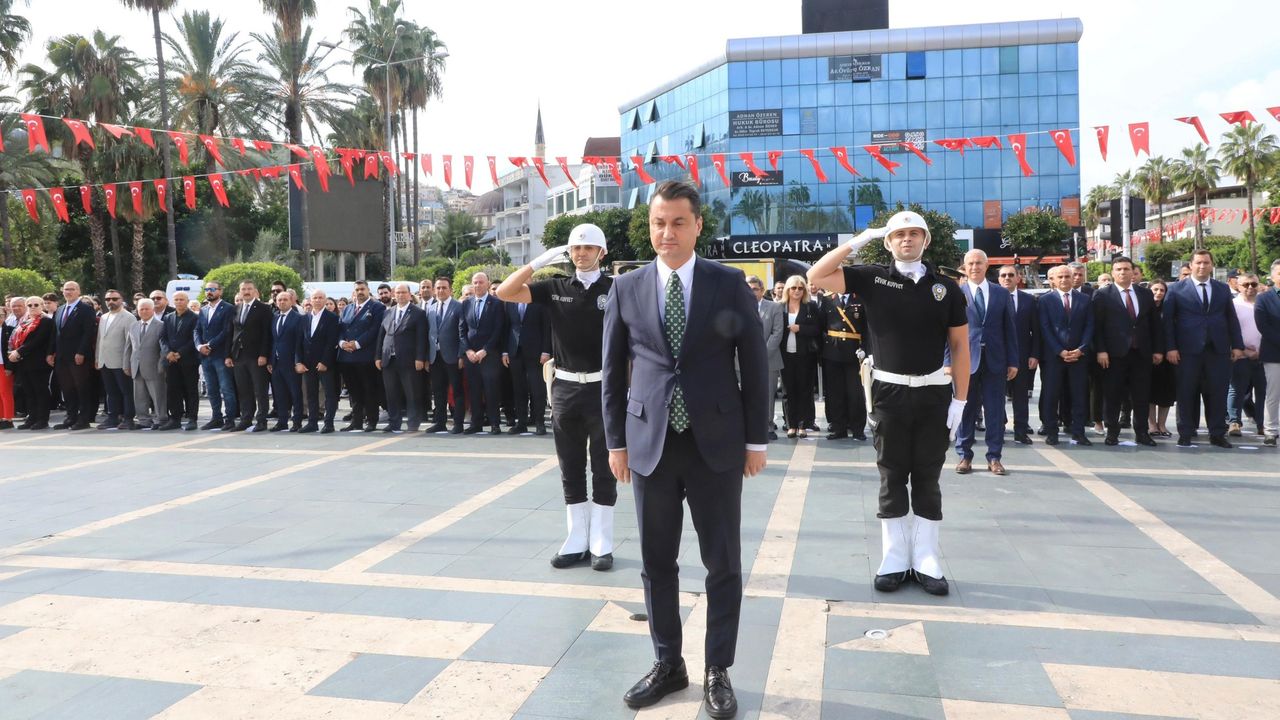 KAYMAKAM ÖZTÜRK'TEN 29 EKİM MESAJI