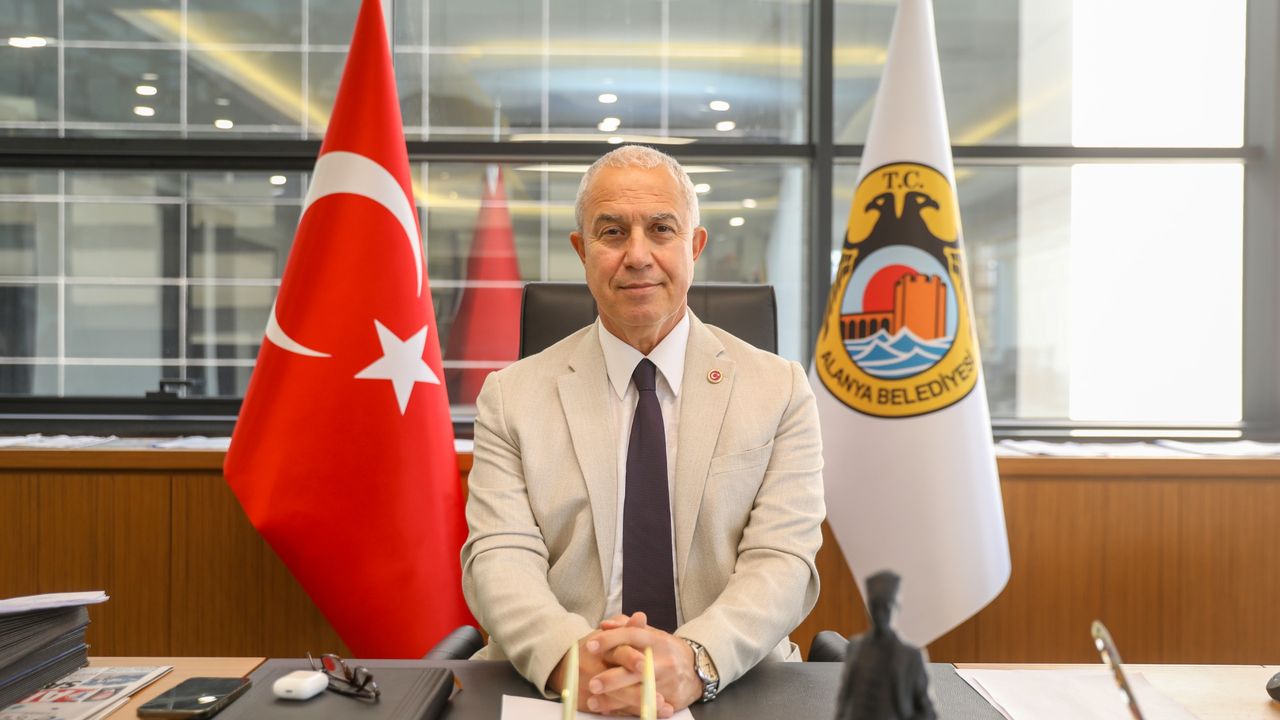 'CUMHURİYETİ GELECEK NESİLLERE AKTARACAĞIZ'