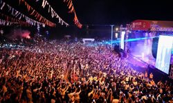 19 MAYIS İZDİHAMI