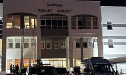 GAZİPAŞA'DA 3 ECZACI VE 1 TEKNİKER TUTUKLANDI