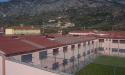 CUMHURBAŞKANI'NA HAKARETTEN TUTUKLANDI
