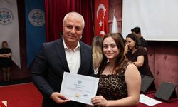ALKÜ’DE GELECEĞİN GİRİŞİMCİLERİ ÖDÜLLERİNİ ALDI