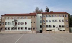 ALANYA'NIN TANIDIK İSMİNİN LİSE ÖĞRENCİSİ OĞLU KALBİNE YENİLDİ