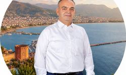 MUSTAFA TUNA'YA EKİBİ SIRT ÇEVİRDİ