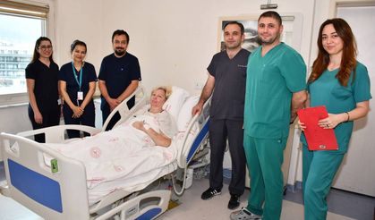 KARNINDAN 12 KİLOGRAMLIK YUMURTALIK KİTLESİ ÇIKARILDI