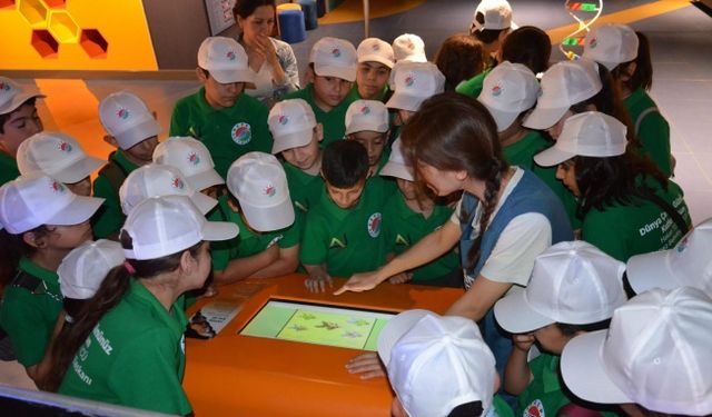 Antalya Bilim Merkezi’nde öğrencilere çevre bilinci aşılandı