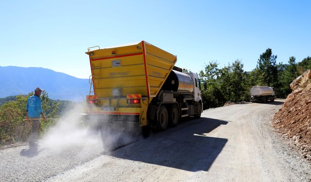 ALANYA'DA 7 MAHALLENİN YOLU ASFALTLANDI