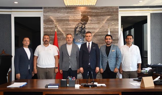 AK PARTİ'DEN BAŞSAVCIYA HAYIRLI OLSUN ZİYARETİ