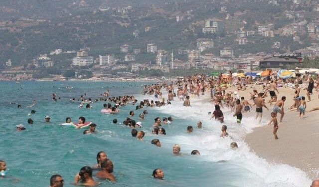 ALANYA TURİZMİNDE ALARM ZİLLERİ