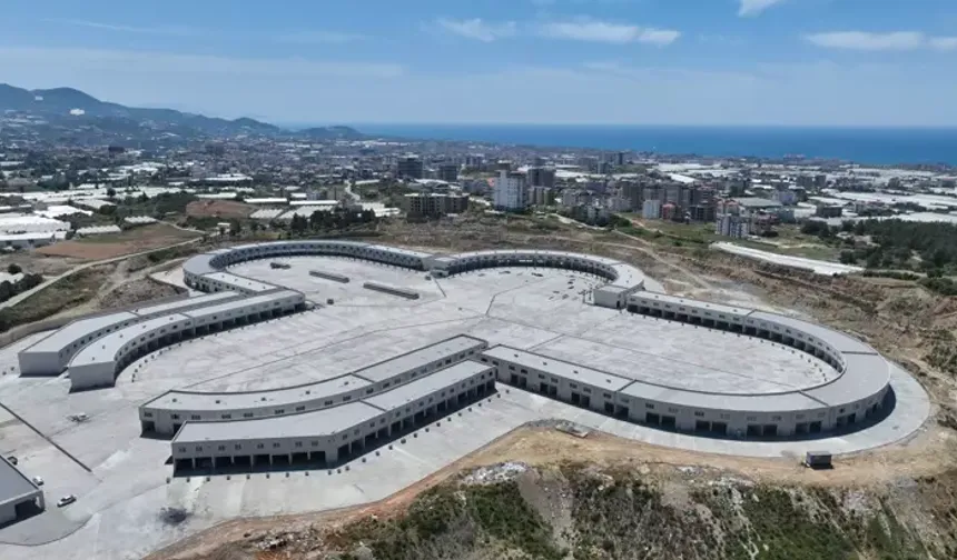 ALANYA'DA HAL BİLMECESİ