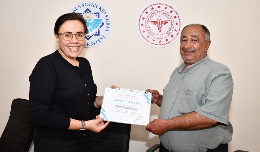 EMEKLİ SAĞLIK ÇALIŞANLARINA VEFA